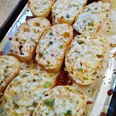 A picture of Cheesy Bacon Garlic Toast.