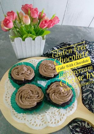 Foto resep GLUTEN FREE CHOCOLATE CAKE WITH CHOCOLATE BUTTERCREAM CHEESE #Ketopad_CP_baking
