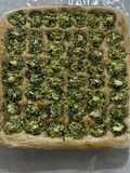 Pizza de espinaca y ricota inspirada en reel de la cubetera de hielo