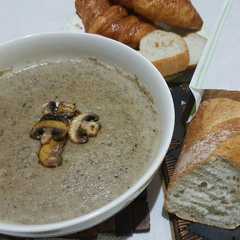 รูปของ Mushroom cream soup