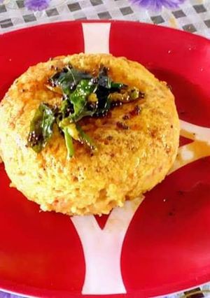 ইডলি ব্যাটার দিয়ে ধোকলা (dhokla of leftover idli batter recipe in Bengali) রেসিপির প্রধান ছবি