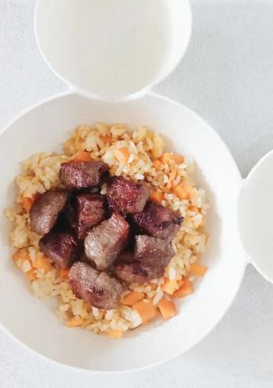 Foto resep Saikoro Beef with Garlic Butter Rice
