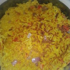 A picture of Fried indomie.