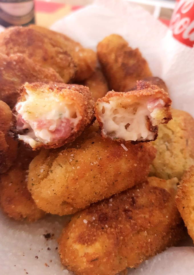 Una foto de Croquetas de jamón y queso