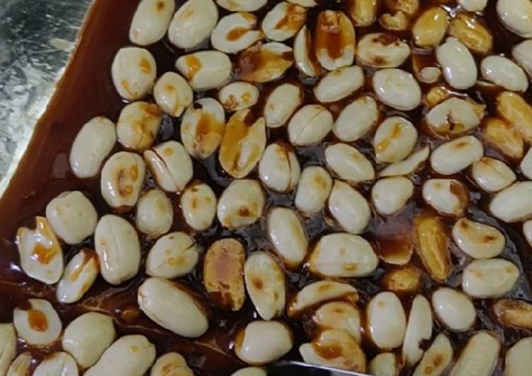 Step-by-Step Guide to Prepare Quick Peanut and Gur Chikki