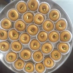 A picture of Malai Kesar Pedha.