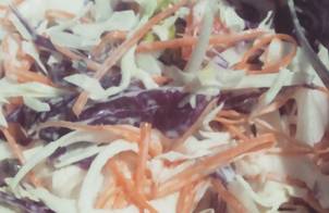 Salad bắp cải giản đơn cho bữa tối