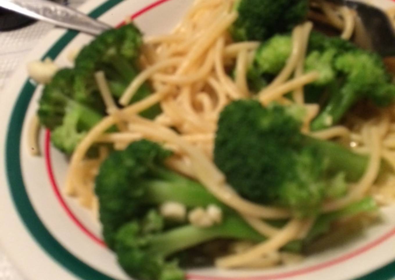 Spaghetti potato and broccoli bowl