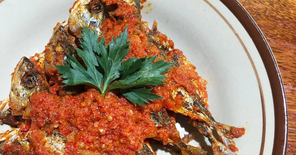 Resep Ikan goreng balado oleh Oppie Andarista - Cookpad