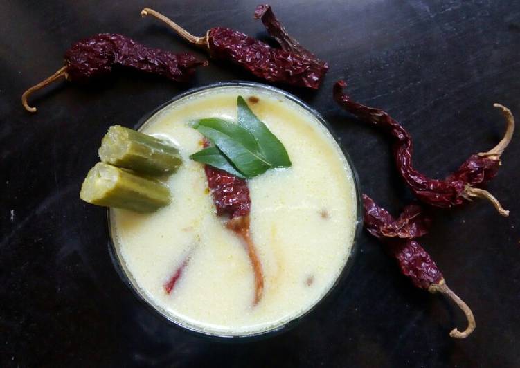 Gujarati kadhi with Drumsticks