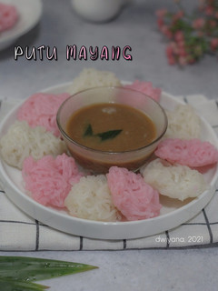 Foto resep Putu Mayang