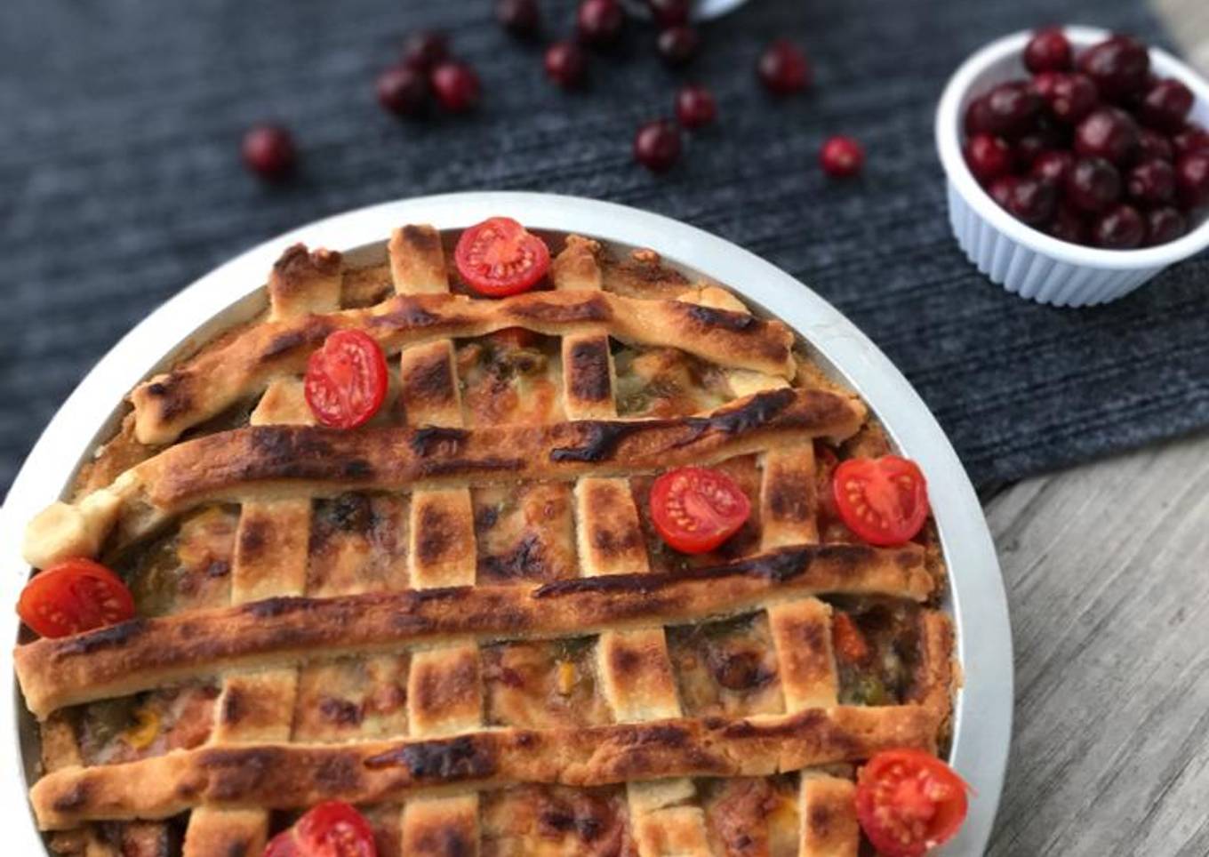 Chicken Tikka Pie with Veggie and cheesy busters