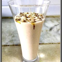 A picture of Banana and Oatmeal Smoothie.