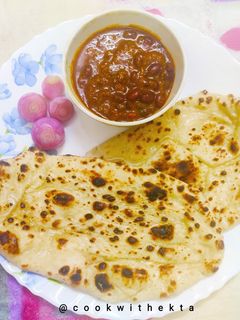 बटर नान (Butter naan recipe in Hindi) रेसिपी मुख्य फोटो