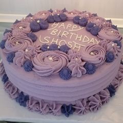 A picture of My Grandma's birthday cake.
