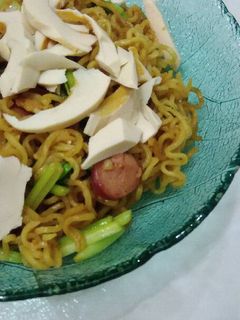 Foto resep Indomie Saos Telur Asin