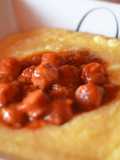 Salsa con salchichas para acompañar polenta