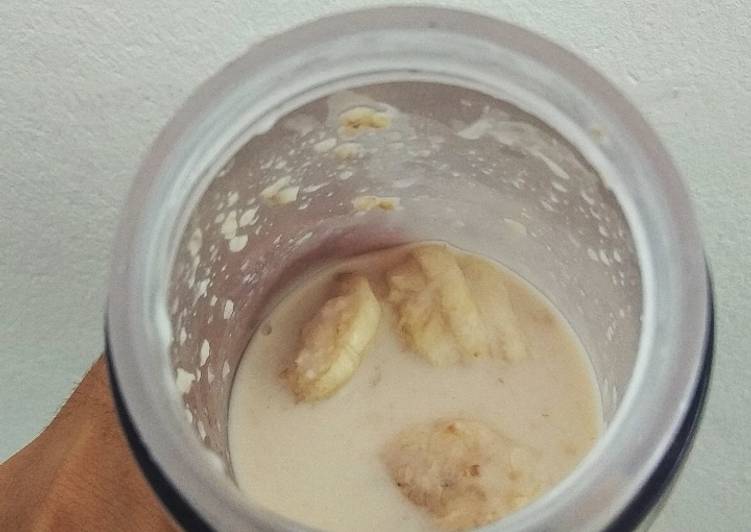 Overnight Oat Banana Yogurt