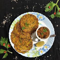 A picture of Mini Oats Cheela / Crepes / Pancakes.