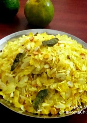 A picture of Roasted Poha Chivda.