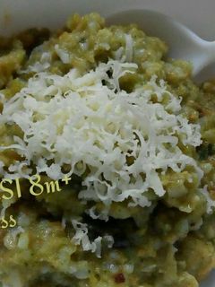 Foto resep Nasi Hijau Goreng Keju (MPASI 8m+)