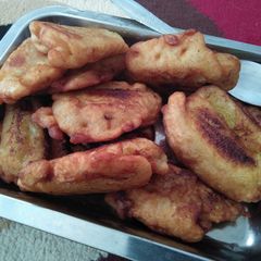 Banana fritters A picture of Banana fritters.