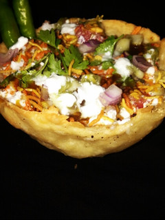 कटोरी चाट (Katori chaat recipe in Hindi) रेसिपी मुख्य फोटो