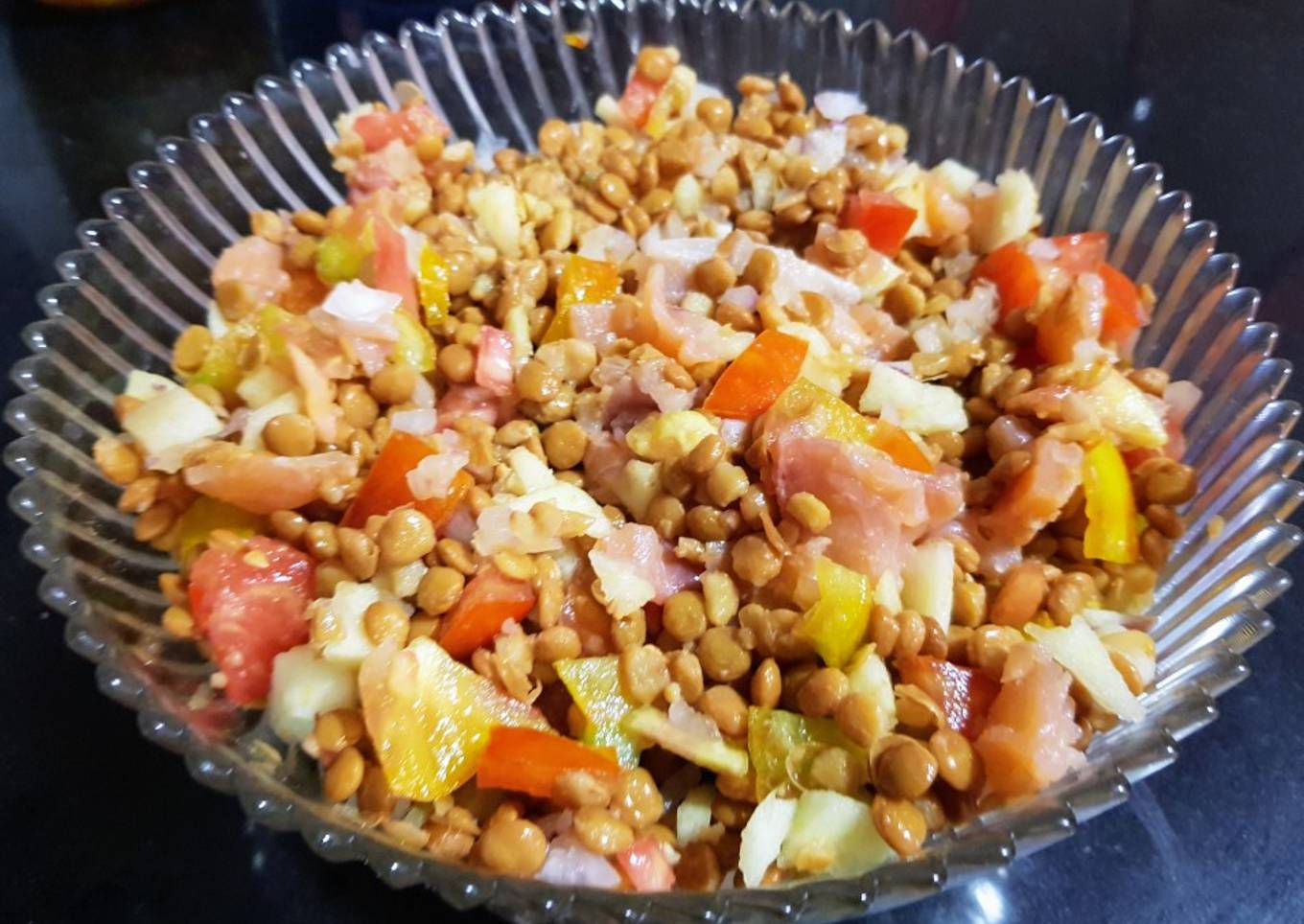 Ensalada de lentejas y salmón ahumado