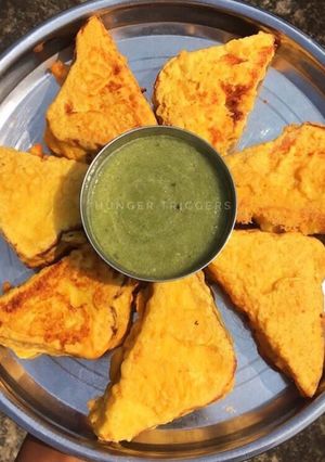 A picture of Bread Pakoras.