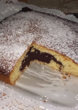 Una foto de Bizcocho en blanco y negro