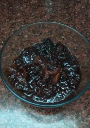 ગોળ કેરી નું અથાણું (Gol Keri Athanu Recipe In Gujarati) રેસીપી મુખ્ય ફોટો