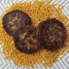 A picture of Chicken Veggie Kebab.