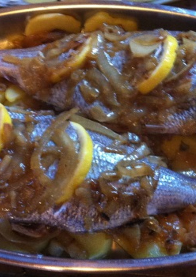 Una foto de Besugo al horno