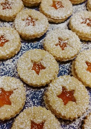 Karácsonyi linzer recept fotója