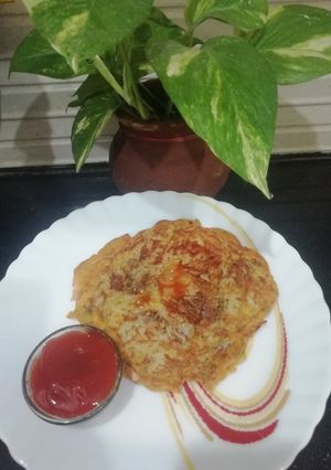 A picture of Crispy Potato Lachha Chilla.