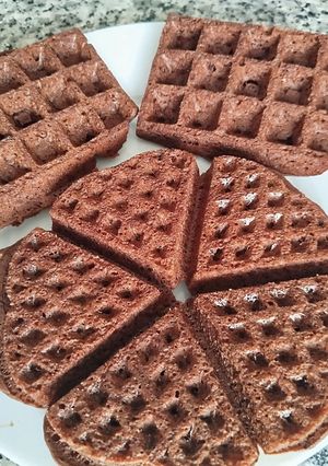 Foto principal de Gofres de Cacao sin gluten en el Microondas con moldes de silicona o en Gofreras
