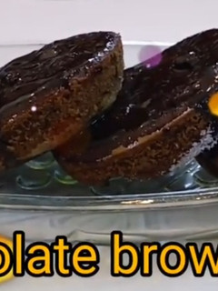 चॉकलेट ब्राउनी (Chocolate Brownie recipe in Hindi) रेसिपी मुख्य फोटो