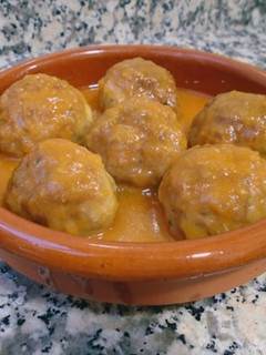 Una foto de Albóndigas con salsa de verduras