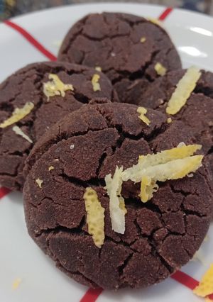 Una foto de Galletitas de algarroba y limón 🍋 sin tacc