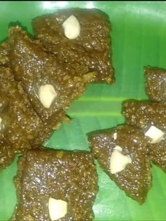 தூதுவளை மிட்டாய்(Thoothuvalai mittai recipe in tamil) செய்முறை முக்கிய புகைப்படம்