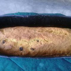 A picture of Raisin bread.