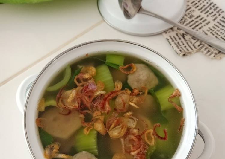 Bagaimana Membuat Bening Bakso Pokcoy Anti Gagal