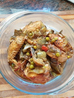 Una foto de Pollo con verduras (estilo abuelas)
