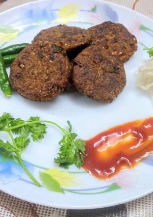 A picture of Crisp Rice Cutlets.