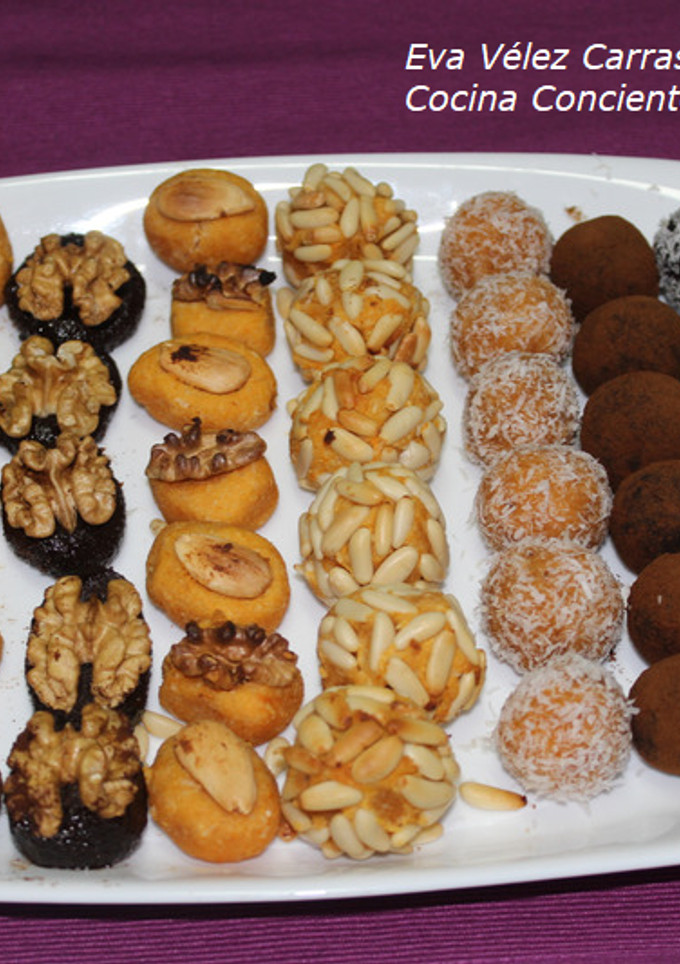 Una foto de Panellets (sin azúcar) (Postre típico para el 1 Noviembre)