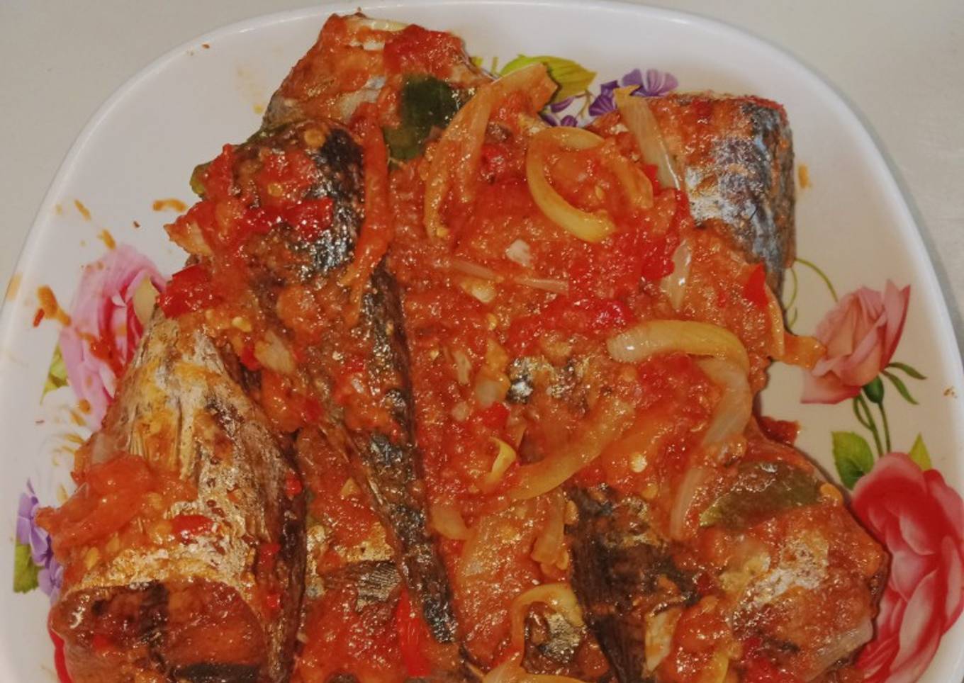 Ikan kembung balado