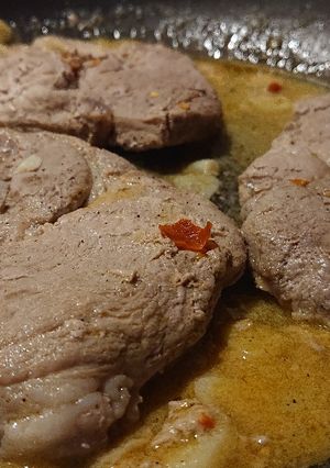 A picture of Garlic Butter Pork Steaks.