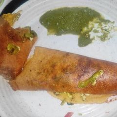 A picture of Cheela moong dal ka.