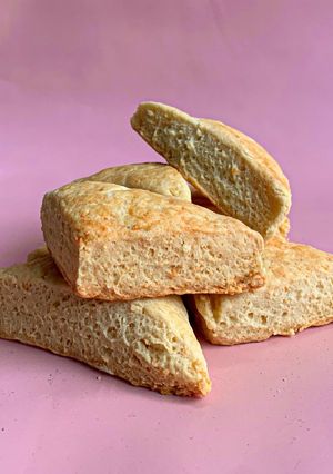 Una foto de Scones de queso