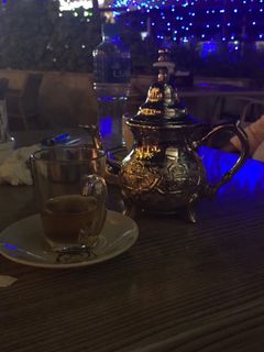 Una foto de El té con menta (marroquí) 🥃🍃